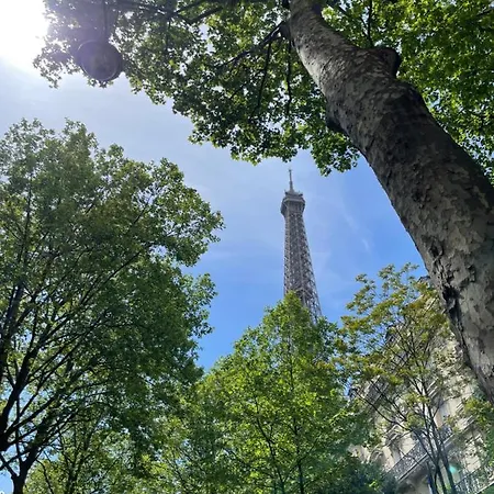 Magnifique Parisien Au Pied De La Tour Eiffel City Center